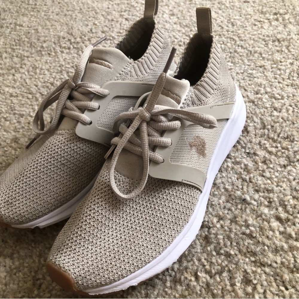 POLO ASSASSIN gray walking shoes 7.5